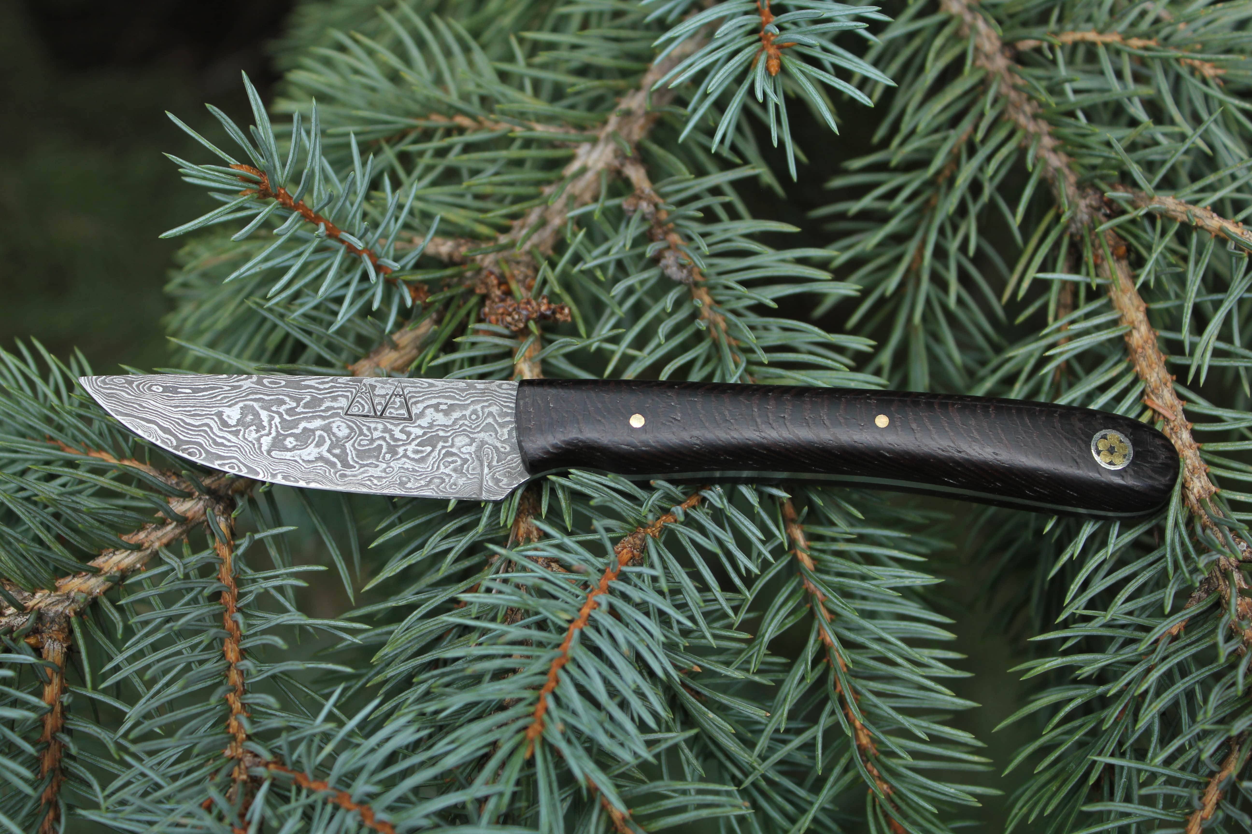 A 160-layer Damascus steel Malachite with a Wenge handle.