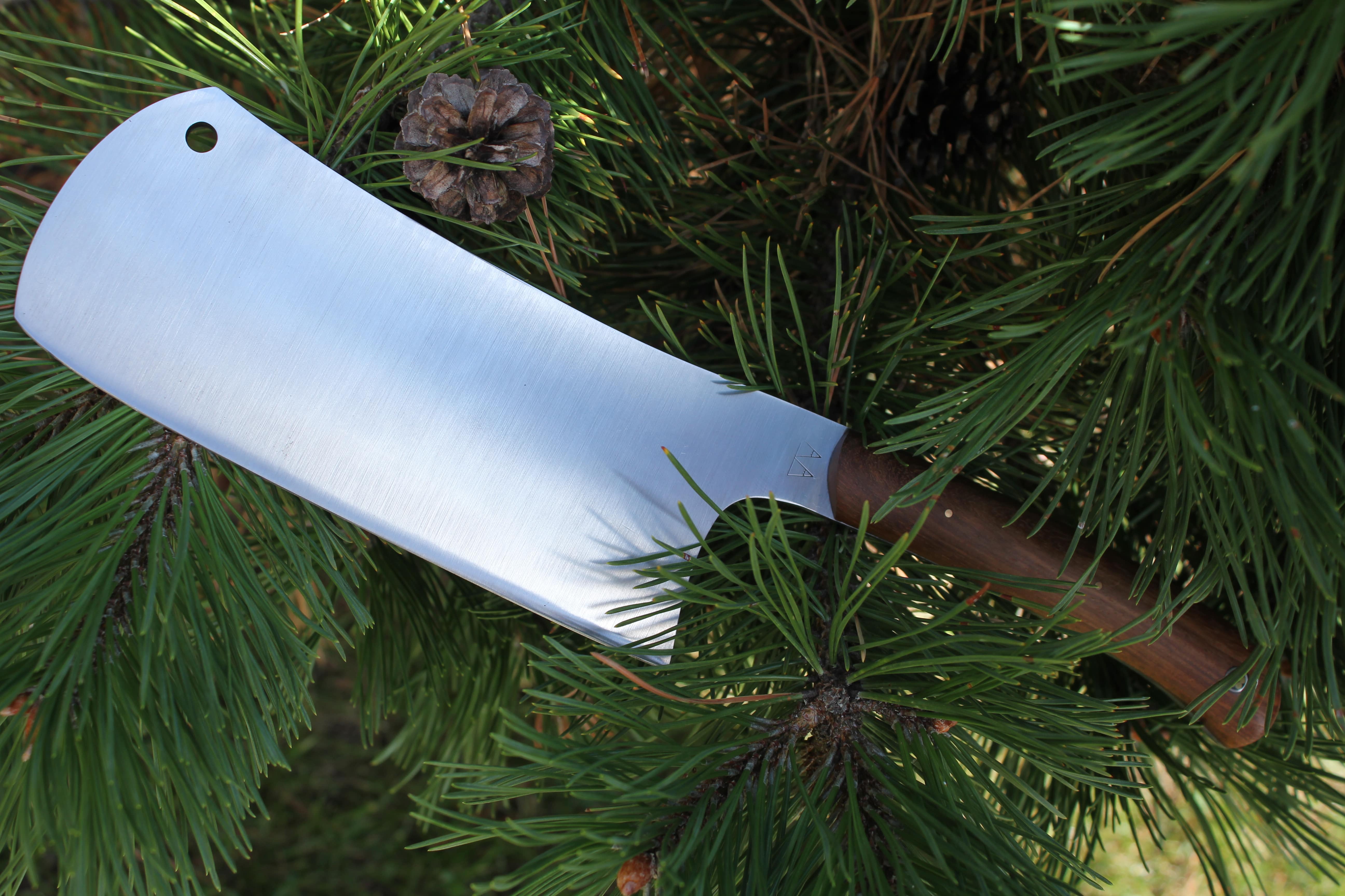 A meat cleaver with a Mukwa handle.